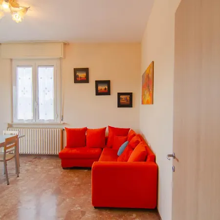 Ferrarini 40 Apartment *